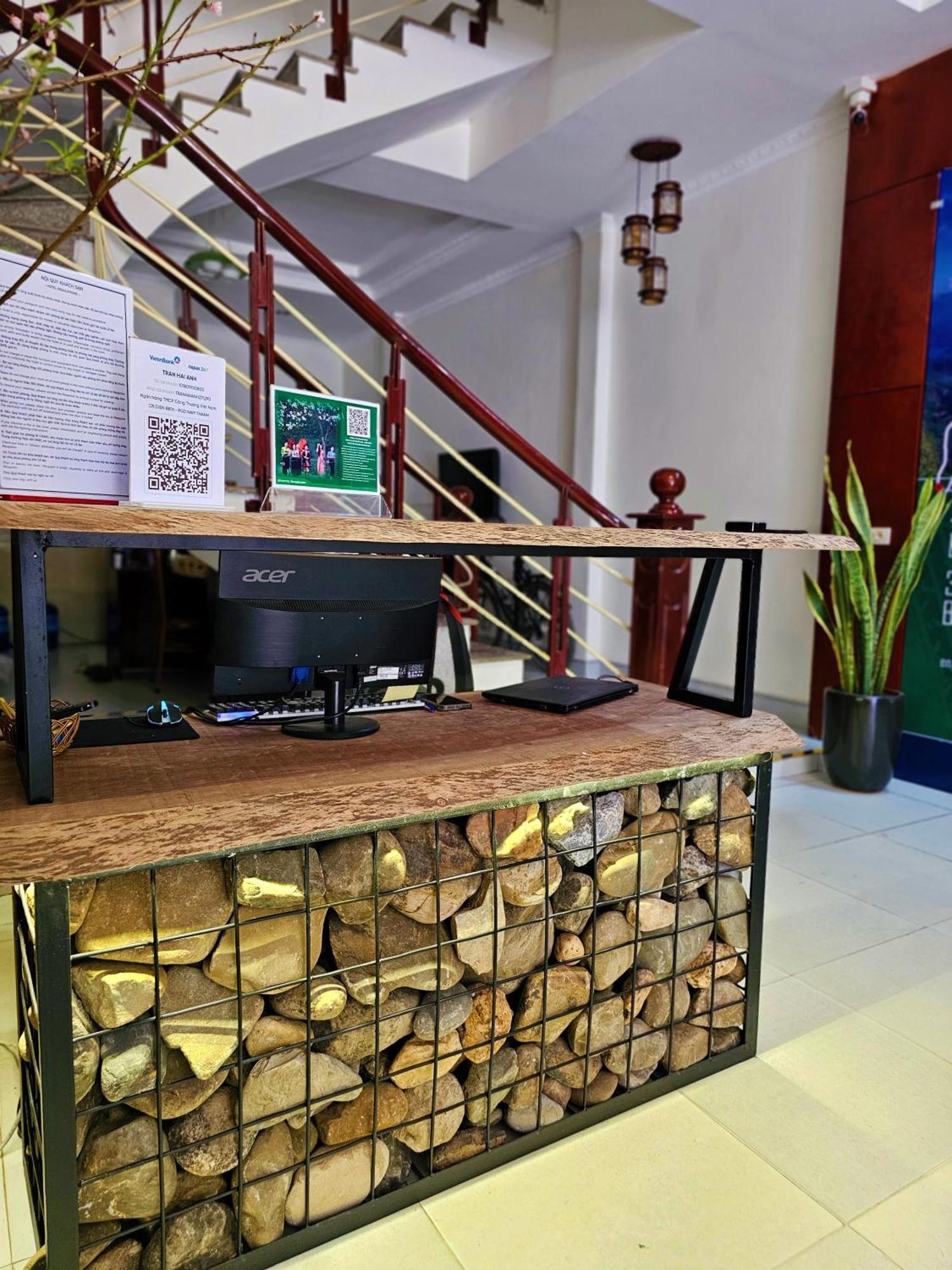Frontier Hostel & Tours Dien Bien Phu Exterior photo